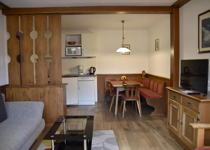 Gaestehaus Friedl アパート