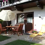 Gaestehaus Friedl Apartman *