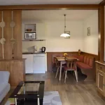 Gaestehaus Friedl 아파트